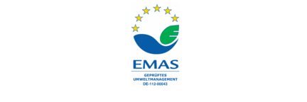 Über der Schrift "EMAS - geprüftes Umweltmanagement" und einer Kennnummer wird eine blaue Welle mit einem grünes Blatt dargestellt. Im Halbkreis darüber befinden sich sechs Sterne. | © Die Bremer Stadtreinigung
